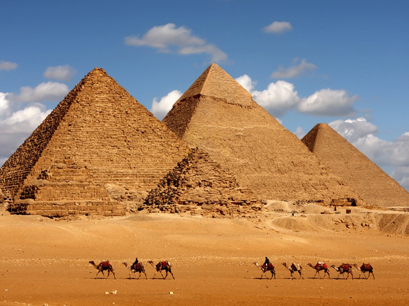 Tour Cairo visita alle Piramidi di Giza ed il Museo Egizio